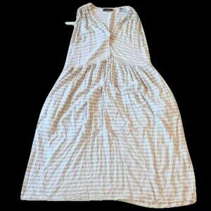 Like New Hatch Maternity Dress in Black and White Pattern Light and Airy